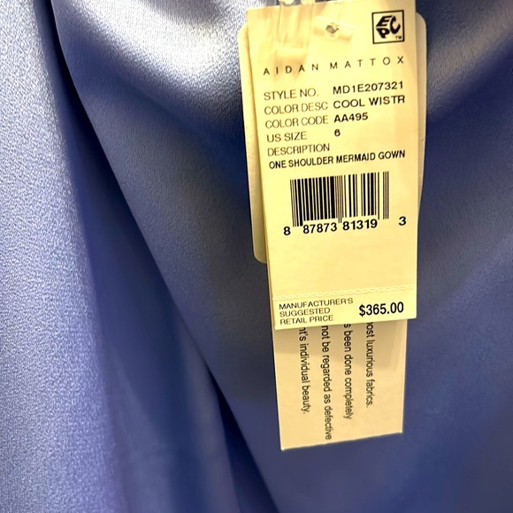 NWT Aidan Mattox SZ 6 lavender floor length mermaid one shoulder style gown - Picture 8 of 8